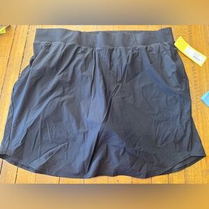 All in Motion Black Skort XL NWT